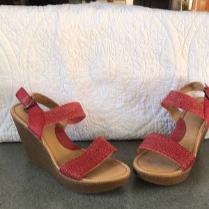 B.O.C red wedge size 10